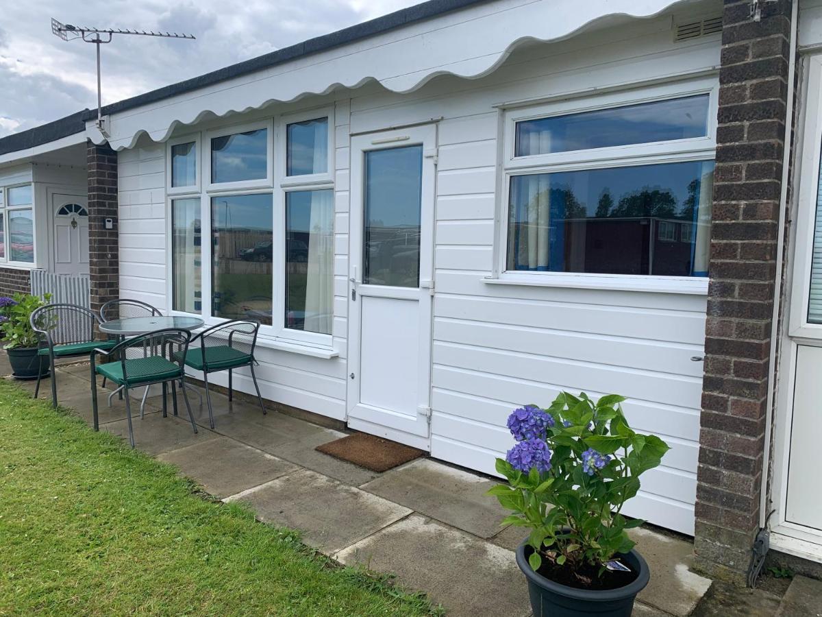 Cosy Beach Chalet Scratby ภายนอก รูปภาพ